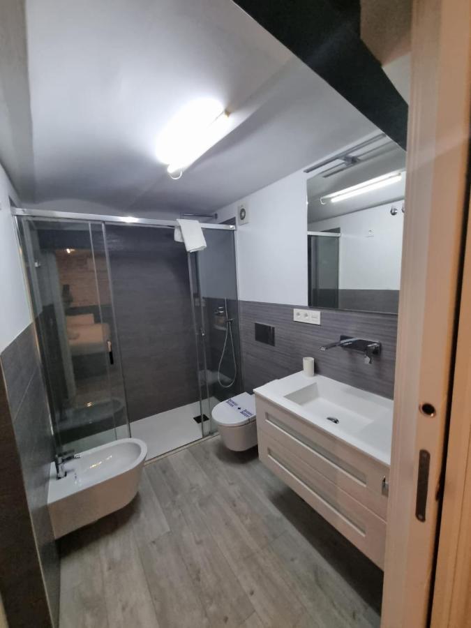 Duplex Moderno En Alameda Apartment Sevilla Bagian luar foto
