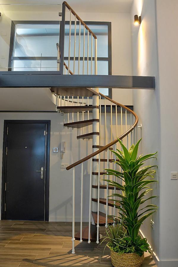 Duplex Moderno En Alameda Apartment Sevilla Bagian luar foto
