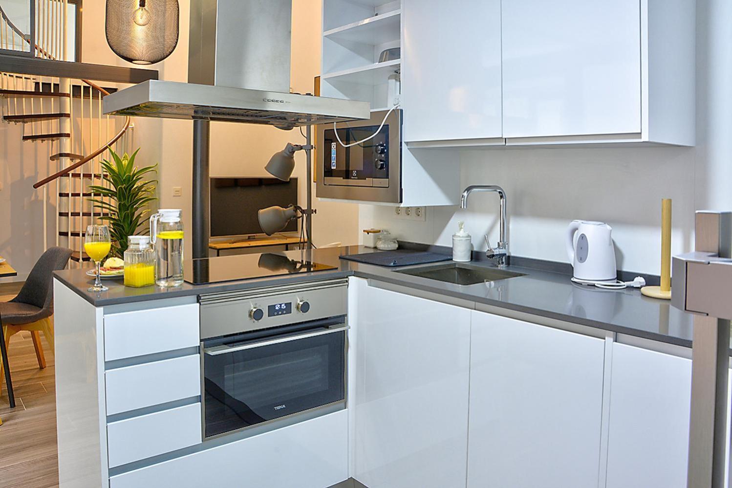Duplex Moderno En Alameda Apartment Sevilla Bagian luar foto